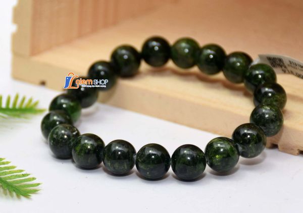 Vòng đá DIOPSIDE 10 li