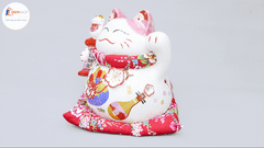 Tượng Mèo thần tài Maneki Neko mang đến may mắn