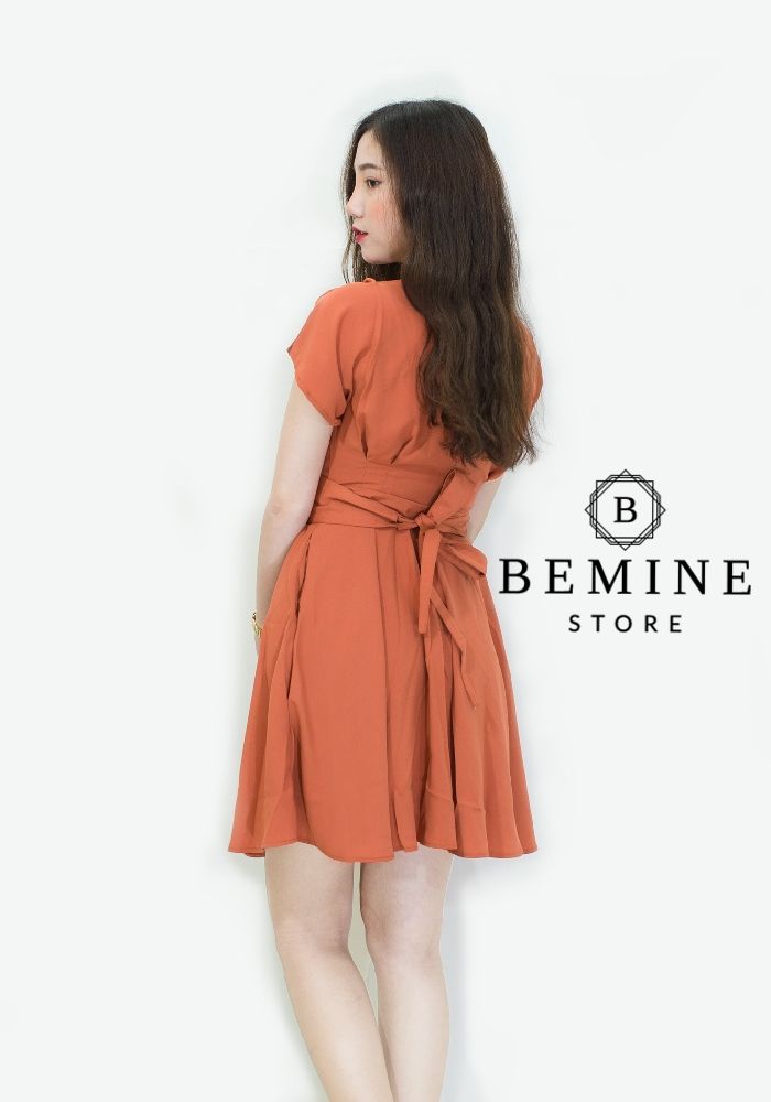 M532 - Đầm xếp ly eo tay cánh dơi - Gạch