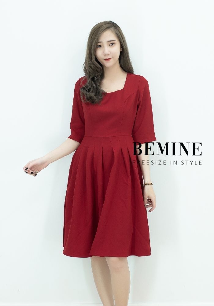 M666 - Đầm tuyết mưa xếp ly tùng - Đỏ
