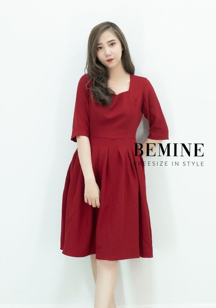 M666 - Đầm tuyết mưa xếp ly tùng - Đỏ