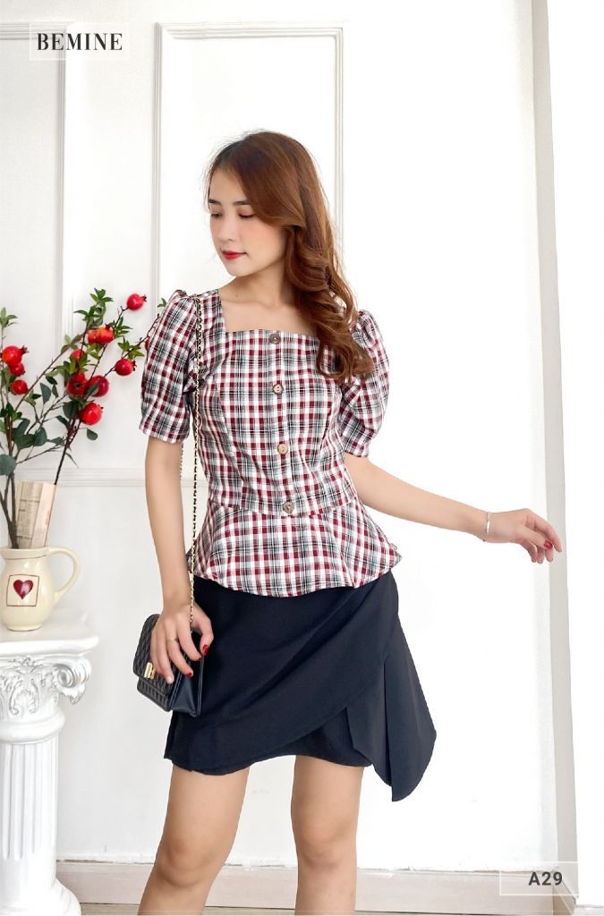A29DO - Áo caro tay phồng đuôi cá