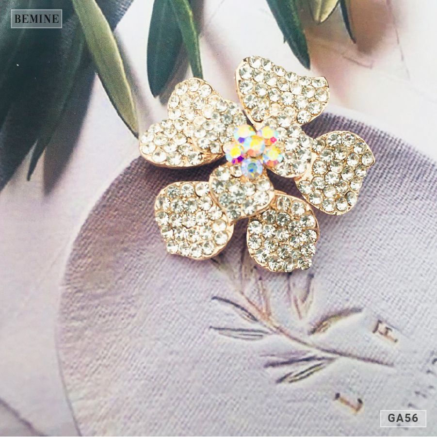 GA56 - Gài áo thời trang