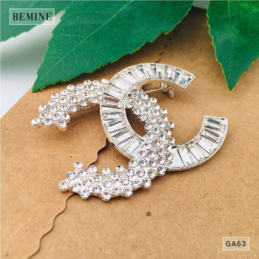 GA63 - Gài áo thời trang