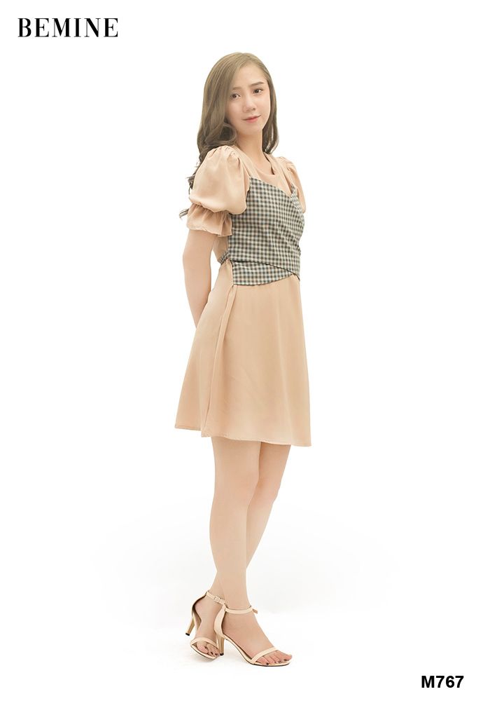 M767DA - Đầm da phối caro đáp ngực