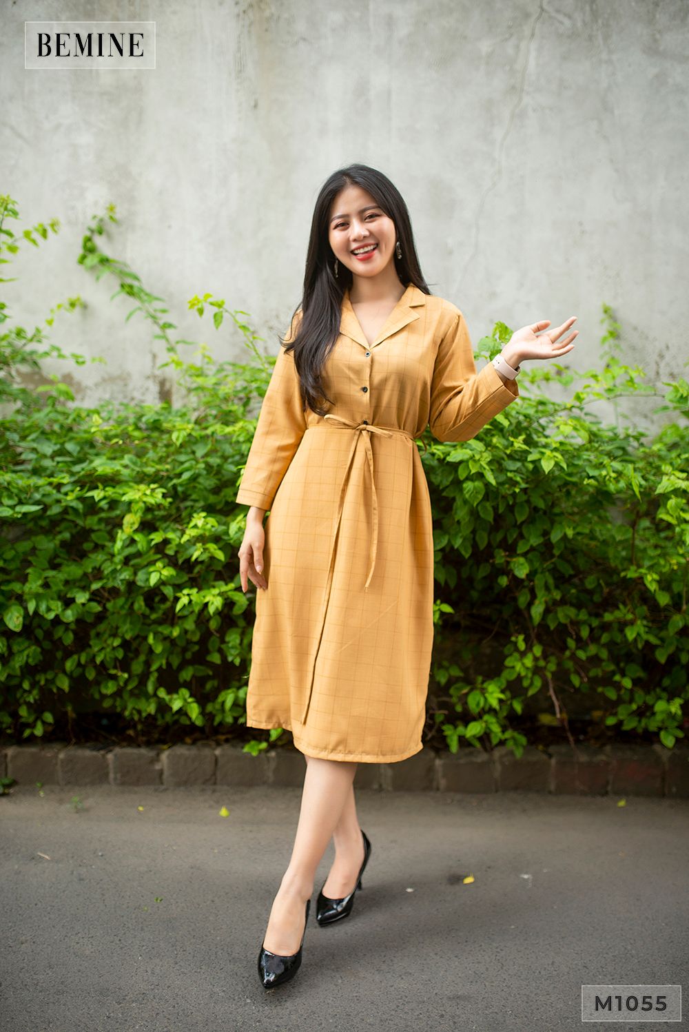 M1055NUDE - Đầm caro cột dây eo