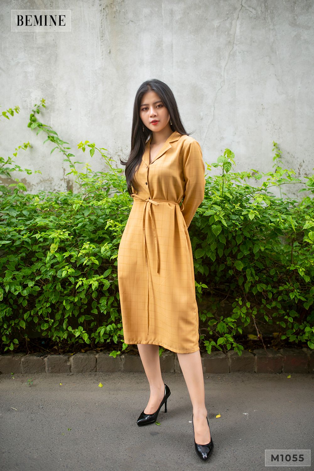 M1055NUDE - Đầm caro cột dây eo