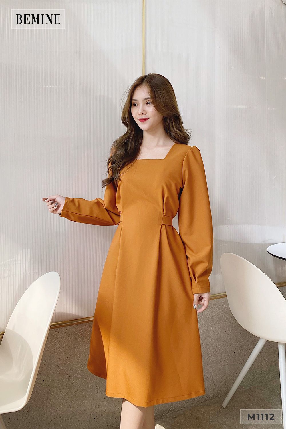 M1112NAU - Đầm cổ U cột dây eo