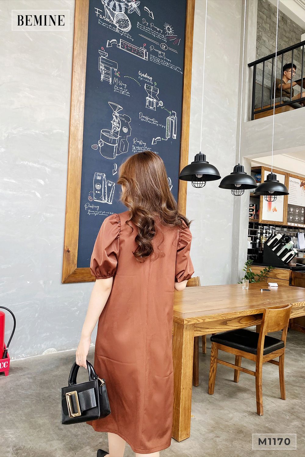 M1170NAU - Đầm suông cổ tròn tay nhún phồng