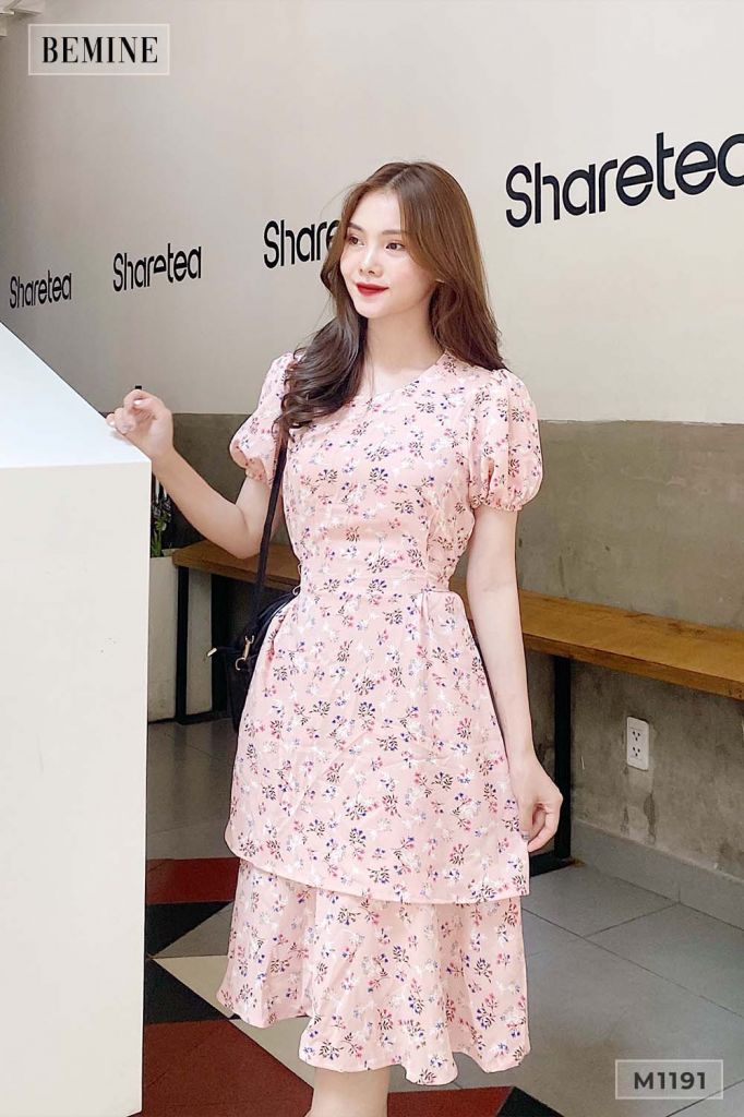 M1191HONG - Đầm hoa 2 tầng cột dây eo