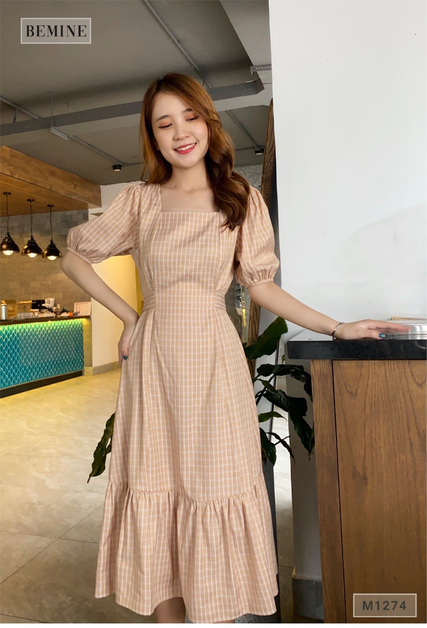 M1274VANG - Đầm cổ U cột eo