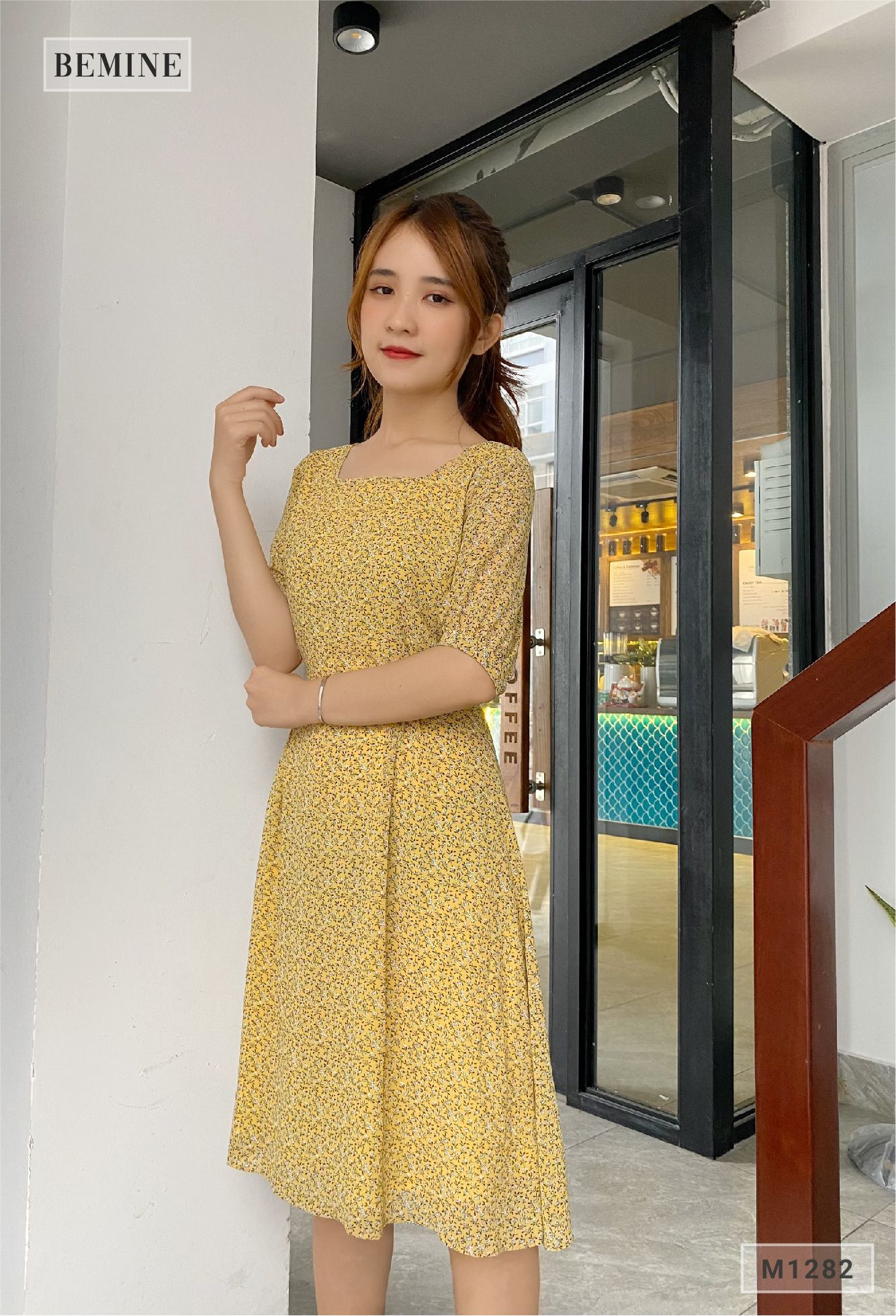M1282VANG - Đầm xòe cổ vuông cột eo