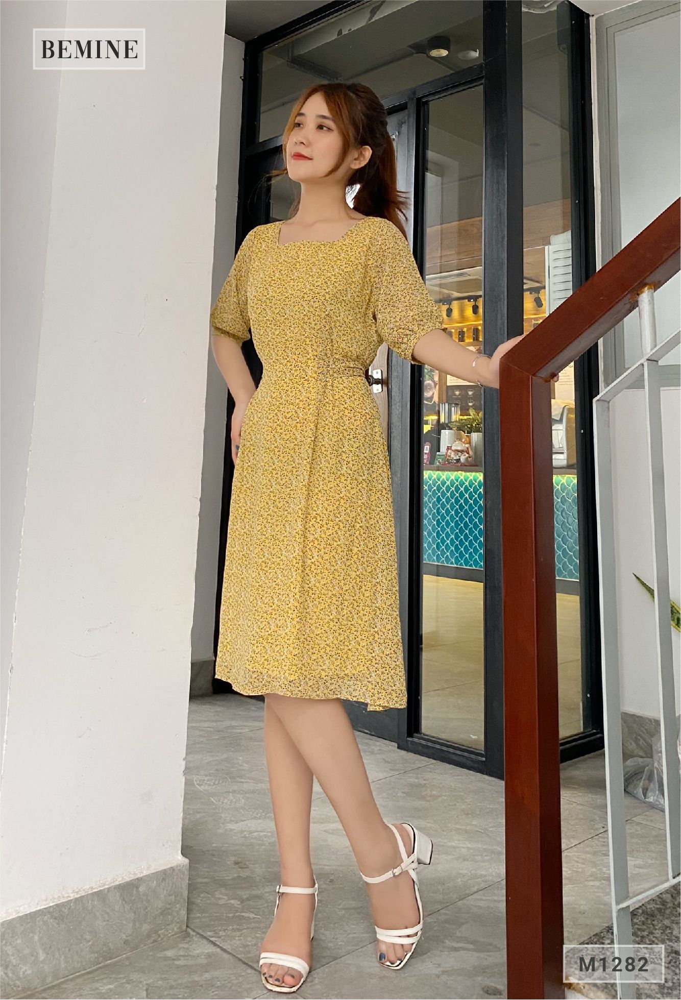 M1282VANG - Đầm xòe cổ vuông cột eo