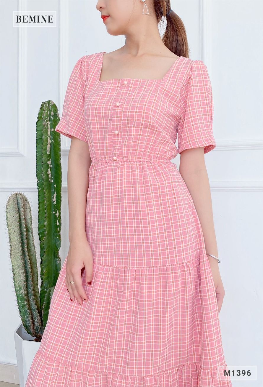 M1396HONG - Đầm caro 3 tầng đính châu