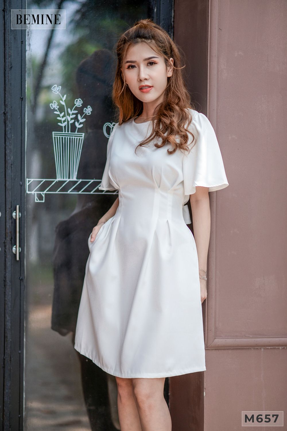 M657 - Đầm chích ben eo cột nơ - Trắng