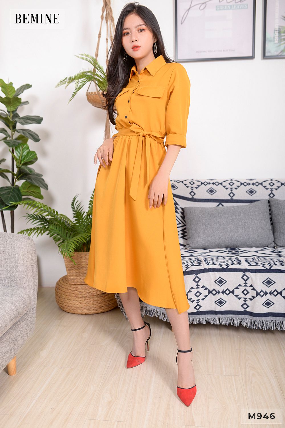 M946VANG - Đầm sơ mi 2 túi giả thun eo