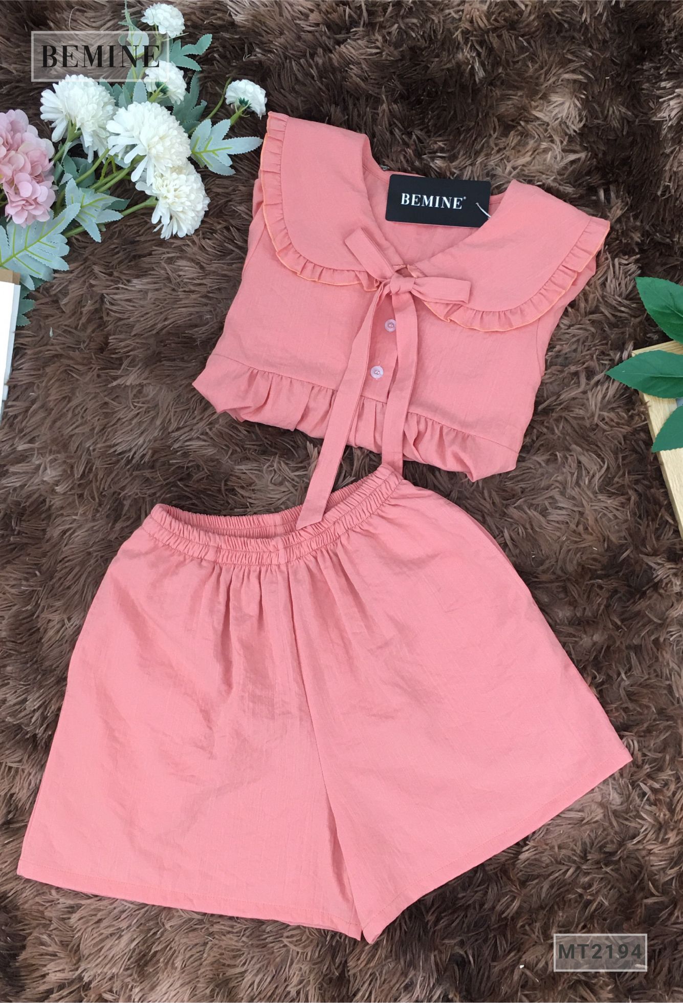 MT2194HONG - Set bộ đùi cổ bèo cột nơ nhún ngực