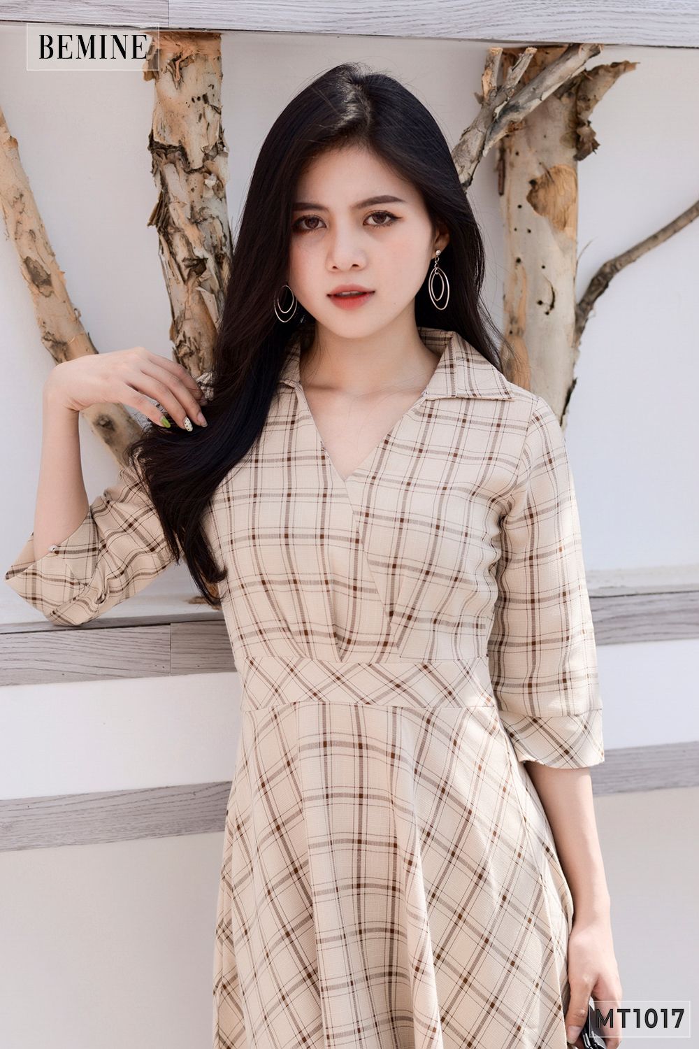 MT1017NAU - Đầm caro cổ đắp chéo tay lỡ