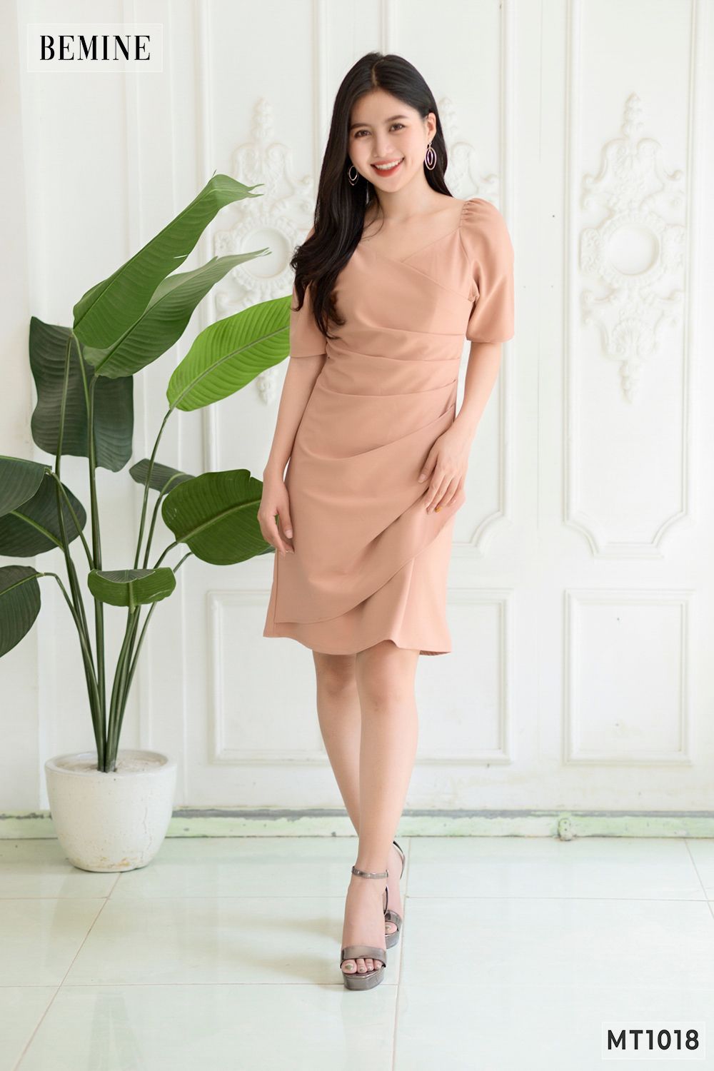 MT1018 - Đầm da xếp ly thân