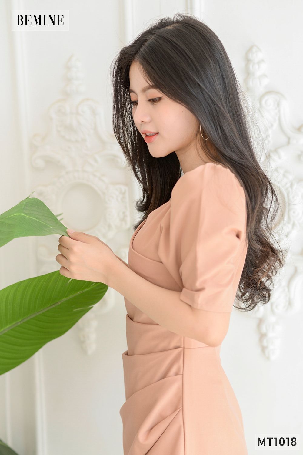 MT1018 - Đầm da xếp ly thân
