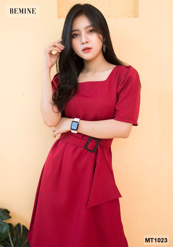 MT1023DO - Đầm cổ vuông táp D