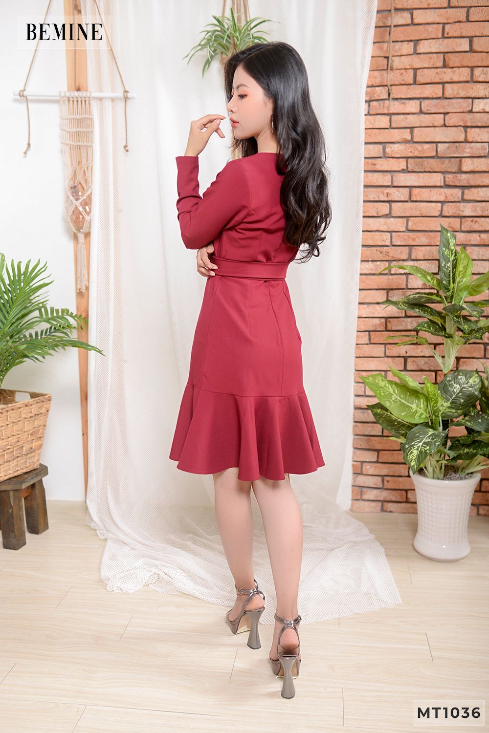 MT1036 - Đầm đuôi cá tap D