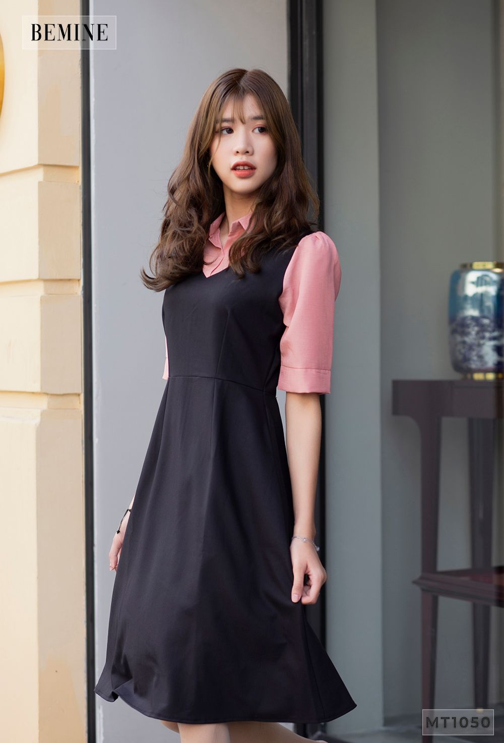 MT1050DEN - Đầm sơmi phối cổ tay hồng