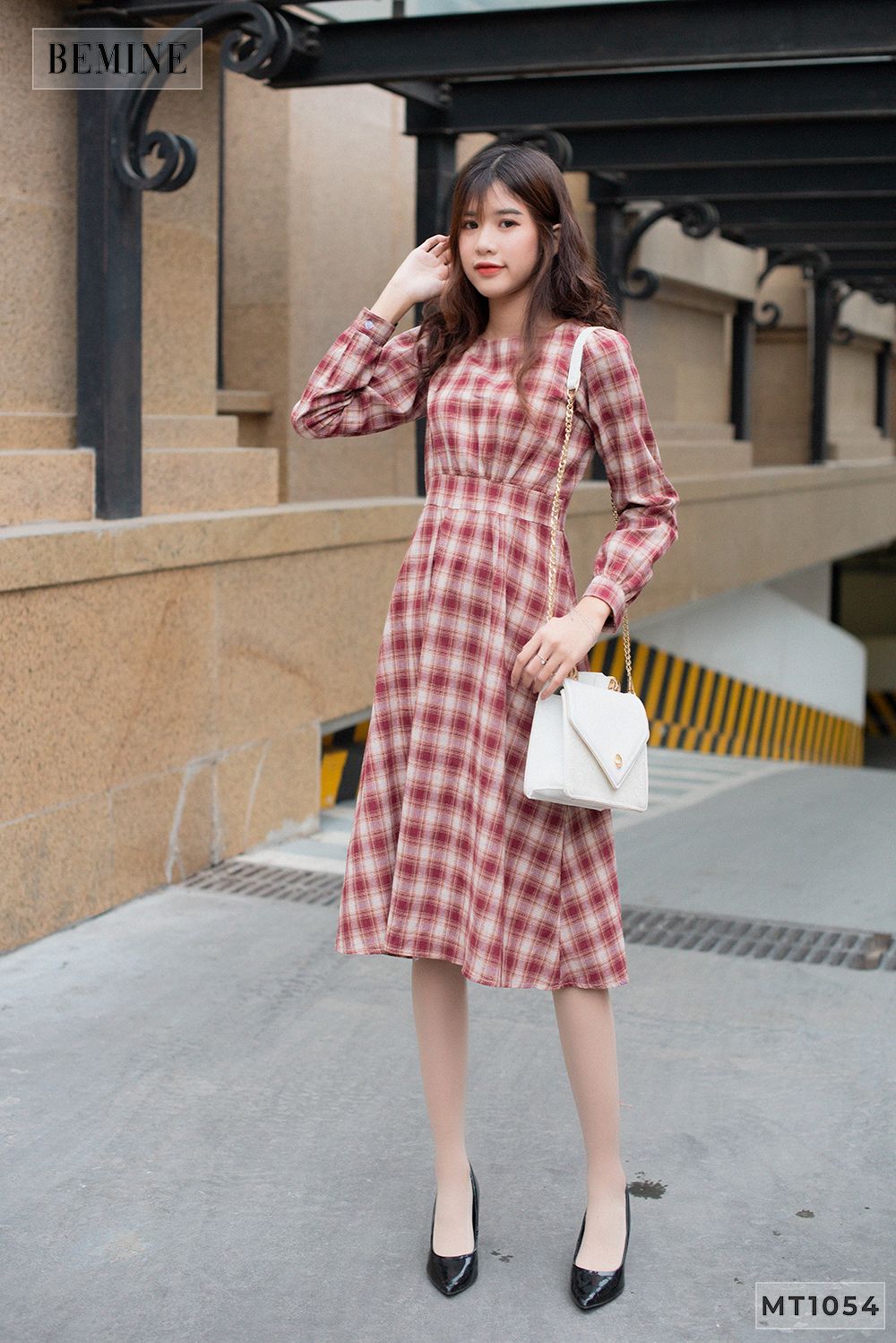 MT1054DO - Đầm xòe tay dài thun eo