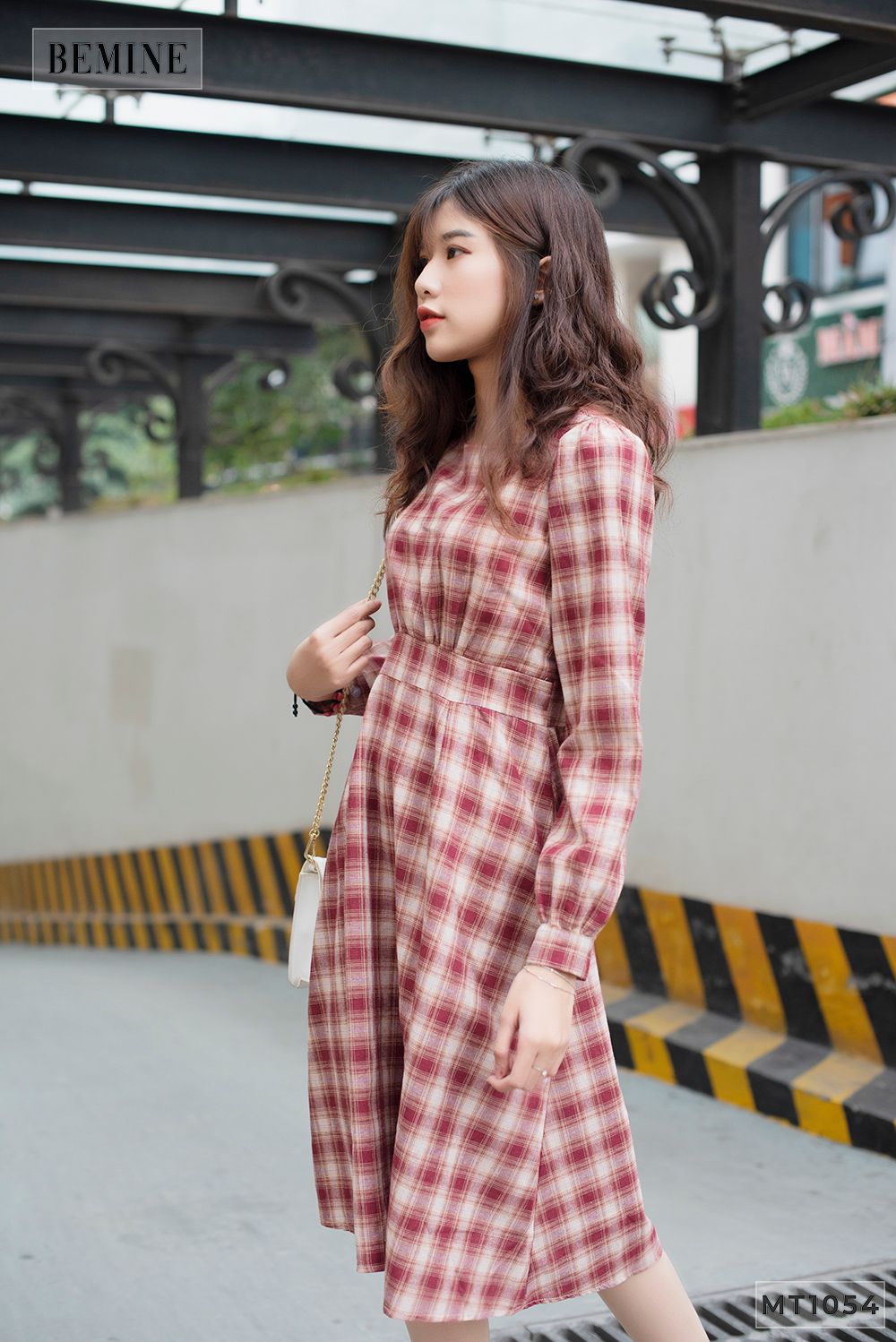 MT1054DO - Đầm xòe tay dài thun eo