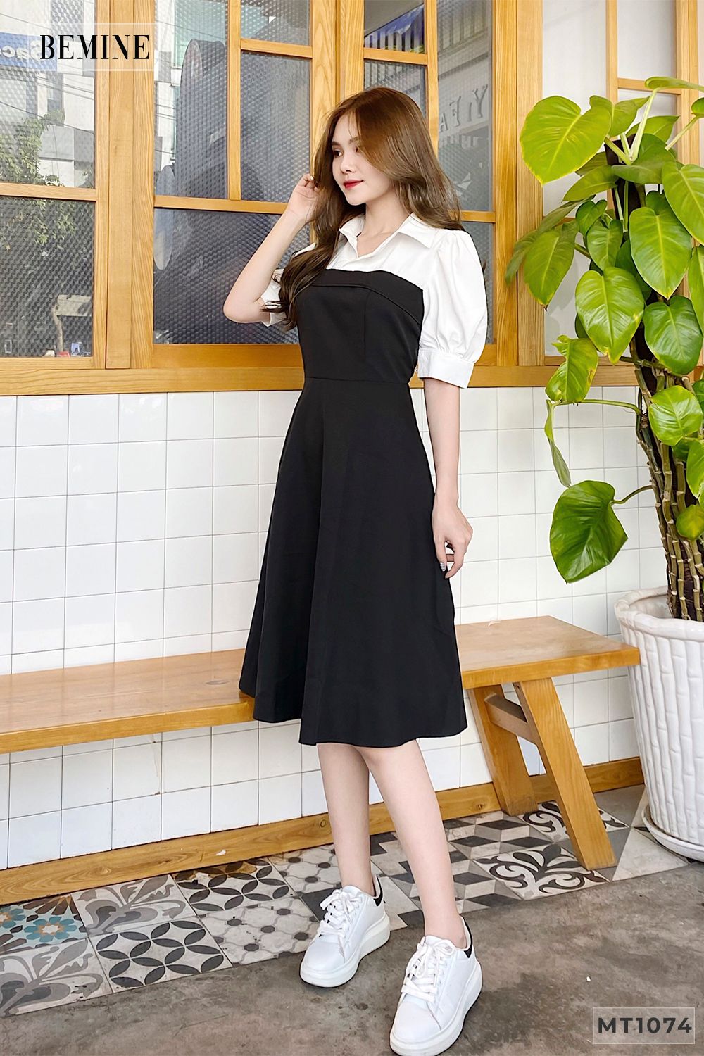 MT1074DEN - Đầm đen tay phồng phối trắng