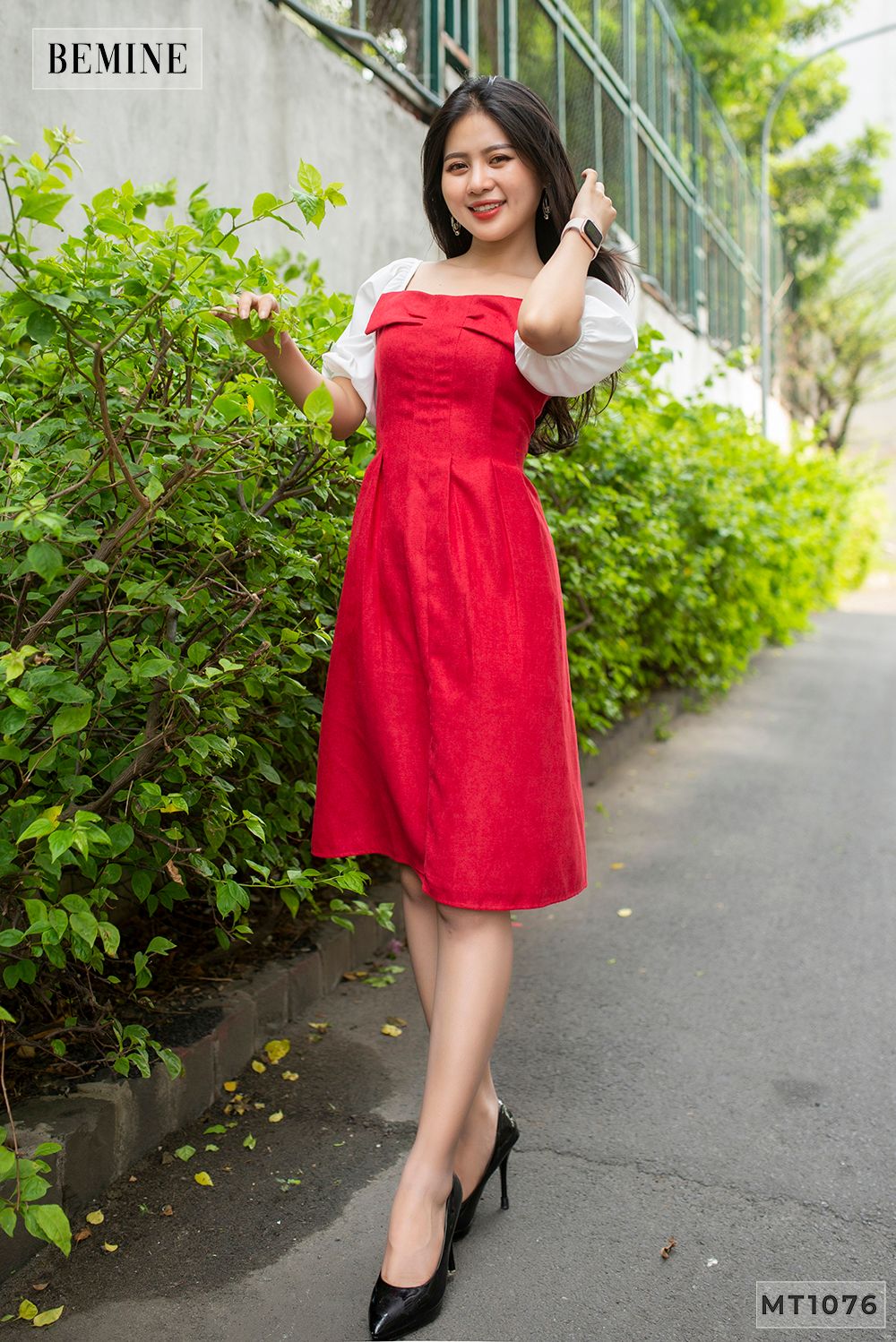 MT1076DO - Đầm tay phối nơ cổ