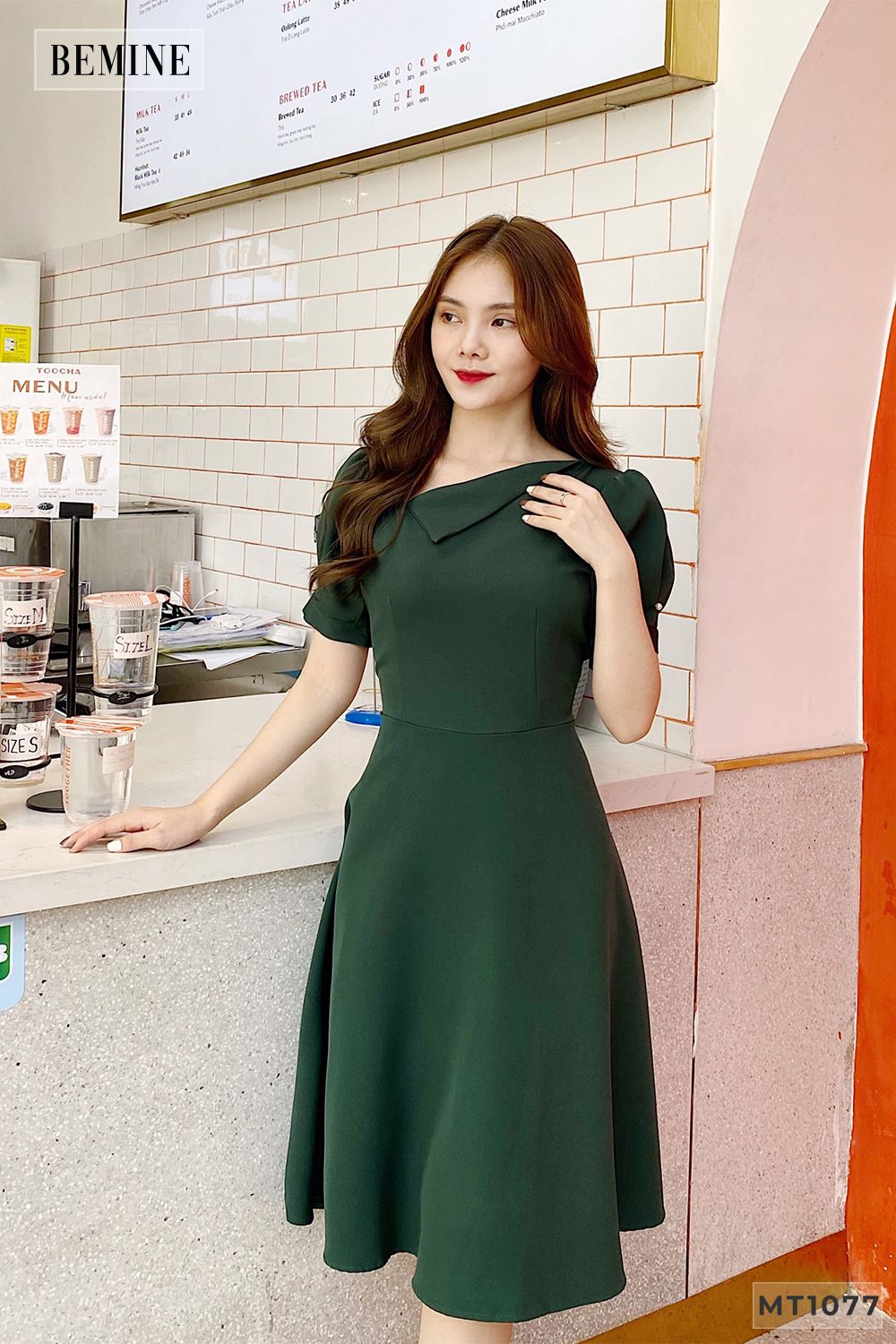 MT1077REU - Đầm cổ xéo đính cườm