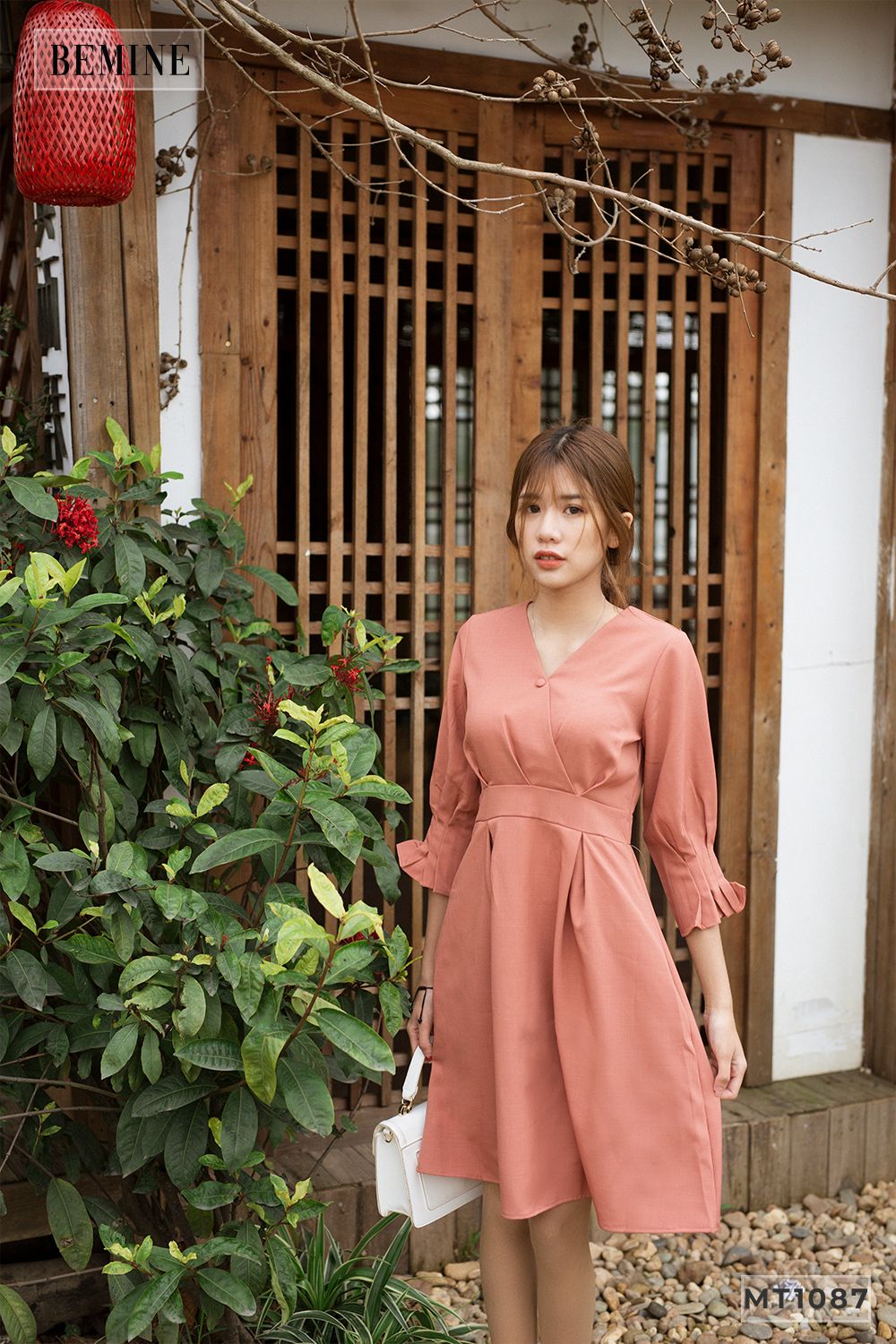 MT1087RUOC - Đầm chéo cổ xếp ly tay
