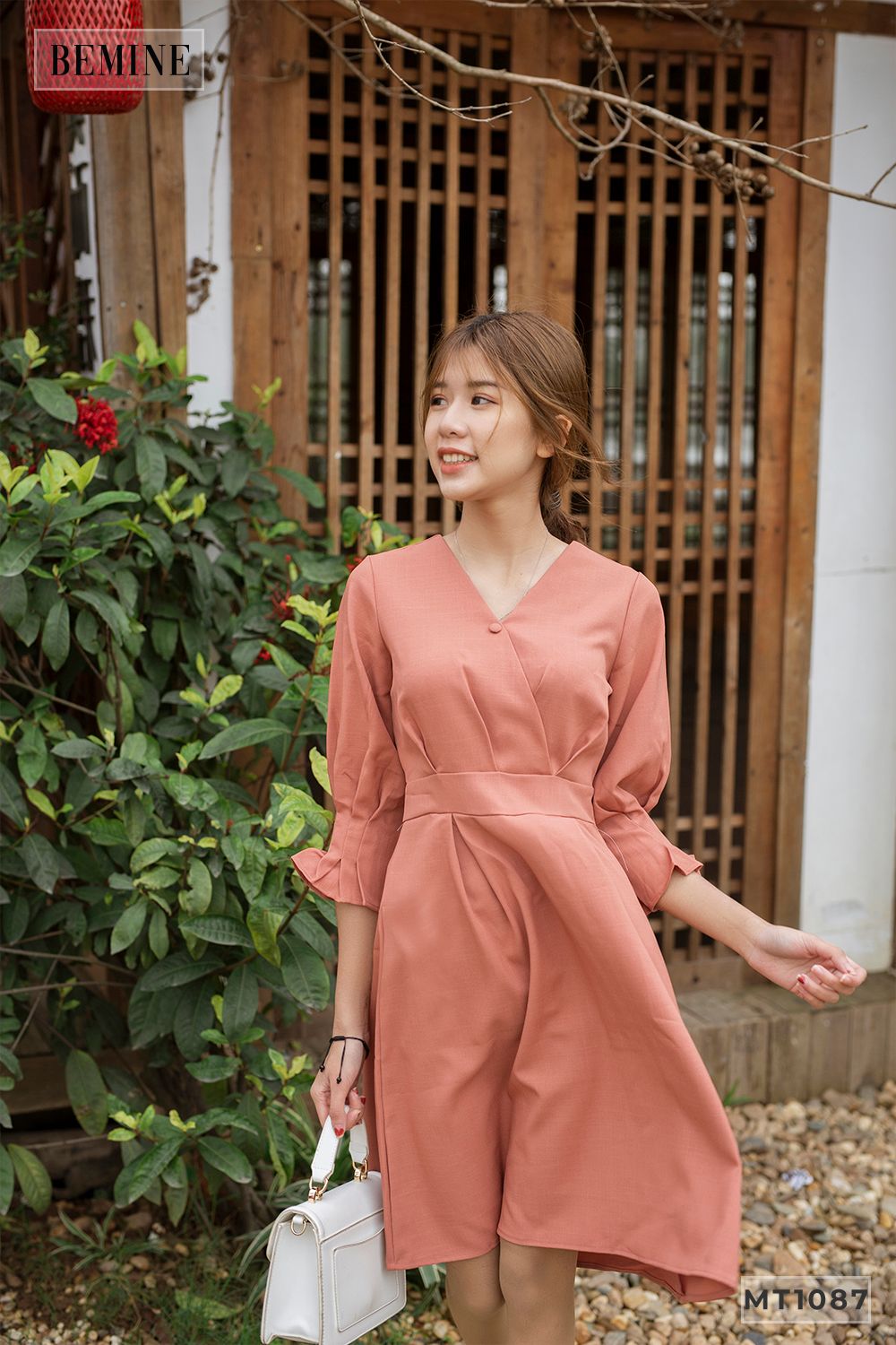 MT1087RUOC - Đầm chéo cổ xếp ly tay