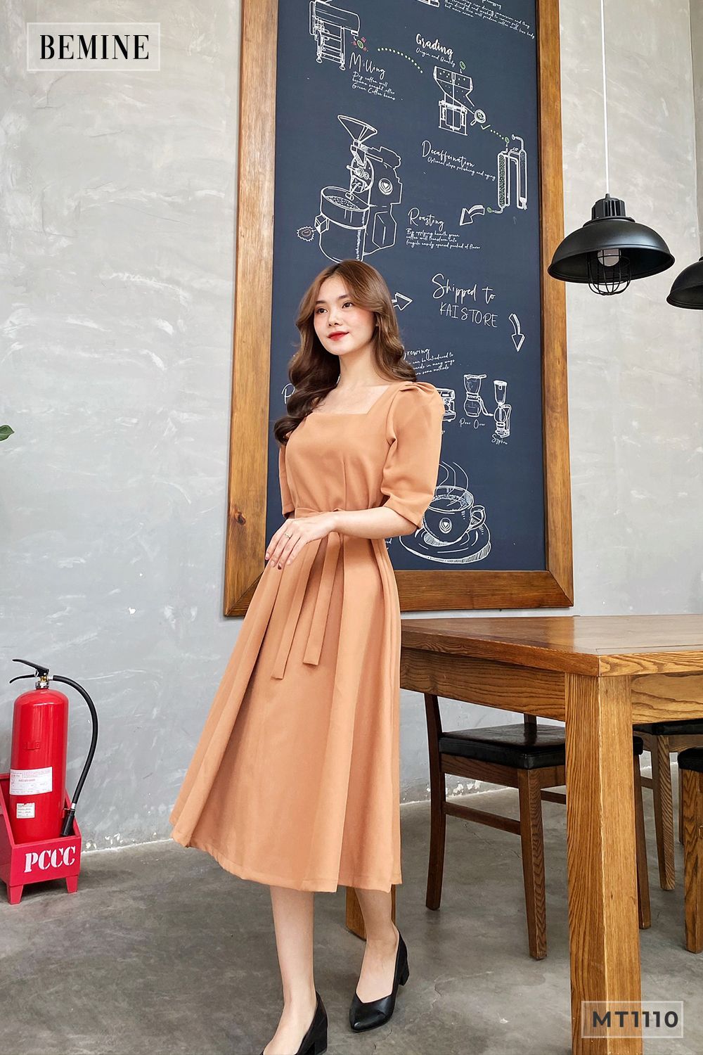 MT1110DA - Đầm xòe xếp ly tay cổ U