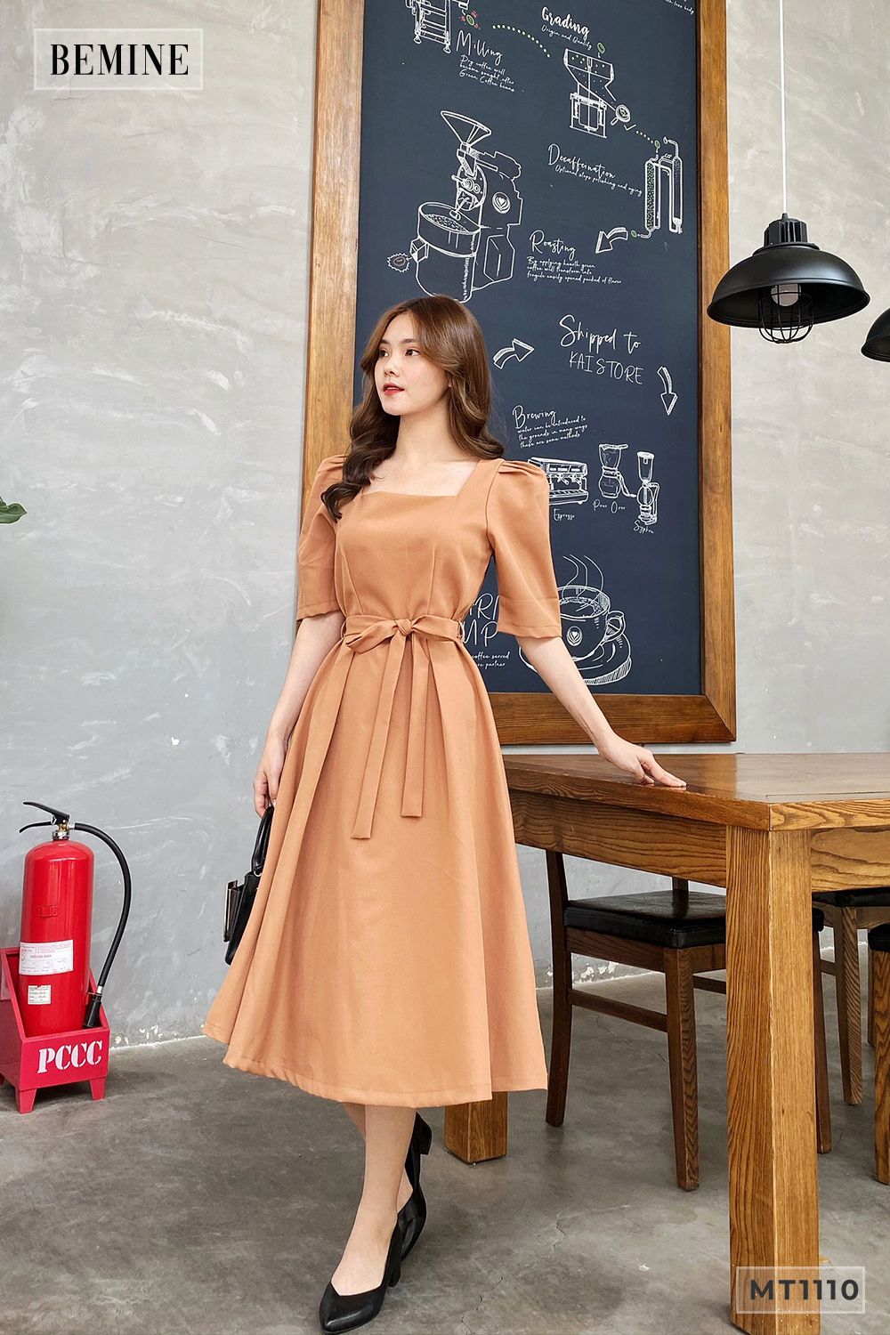 MT1110DA - Đầm xòe xếp ly tay cổ U