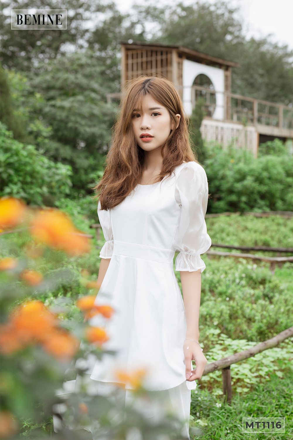 MT1116TRANG - Đầm 2 tầng phối tay voan kiếng
