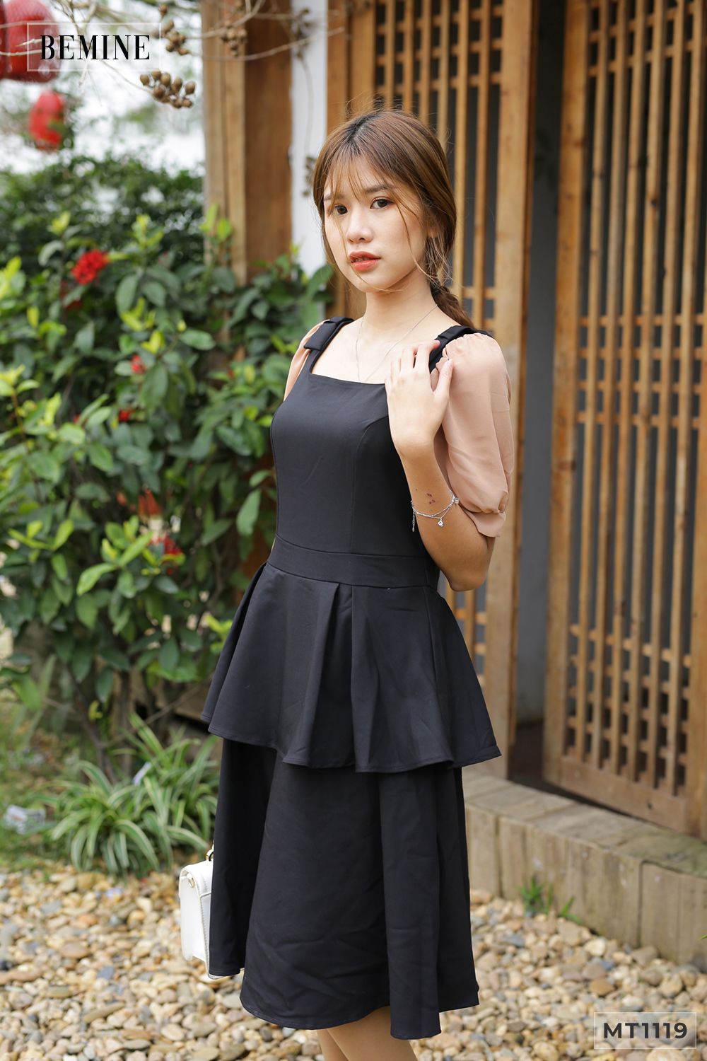 MT1119DEN - Đầm tùng 2 tầng phối tay voan