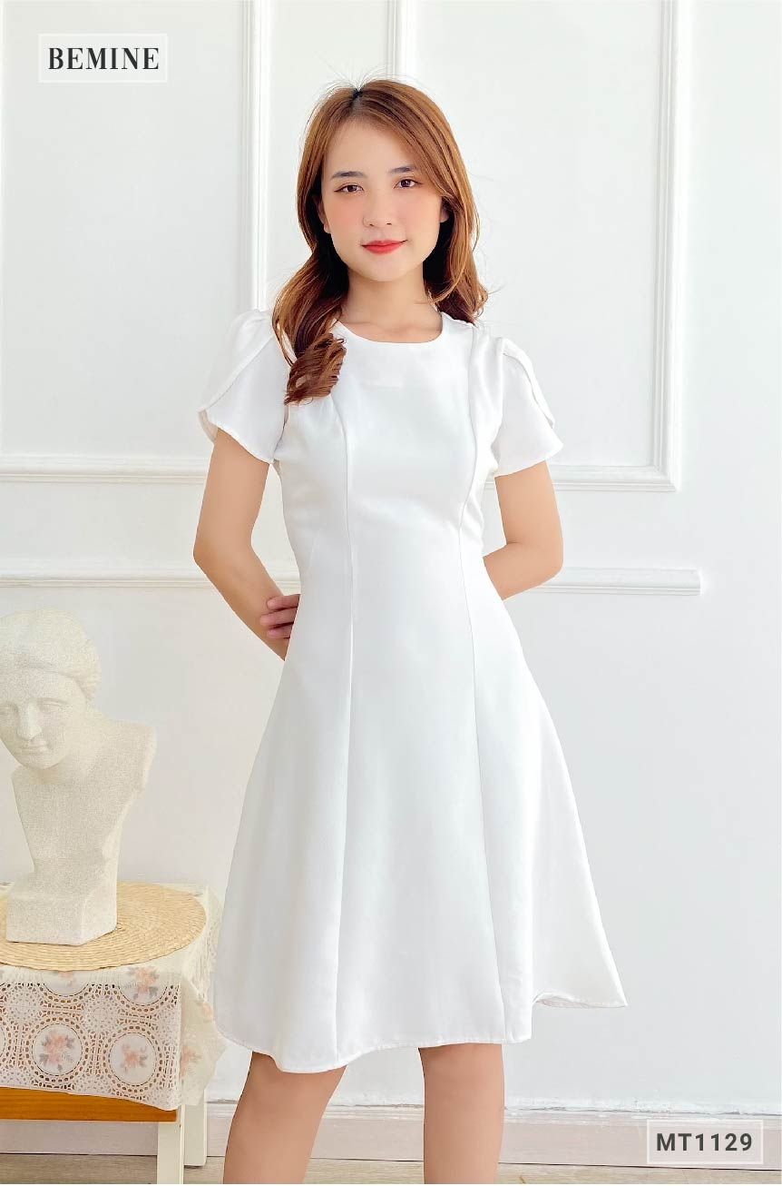 MT1129TRANG - Đầm cổ Vich tay búp