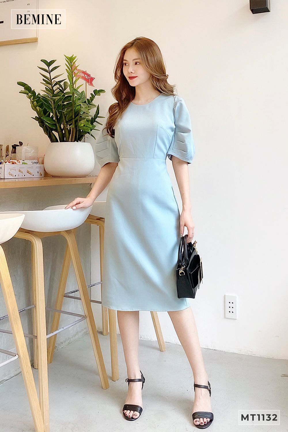 MT1132XANH - Đầm cổ tròn tay tùng