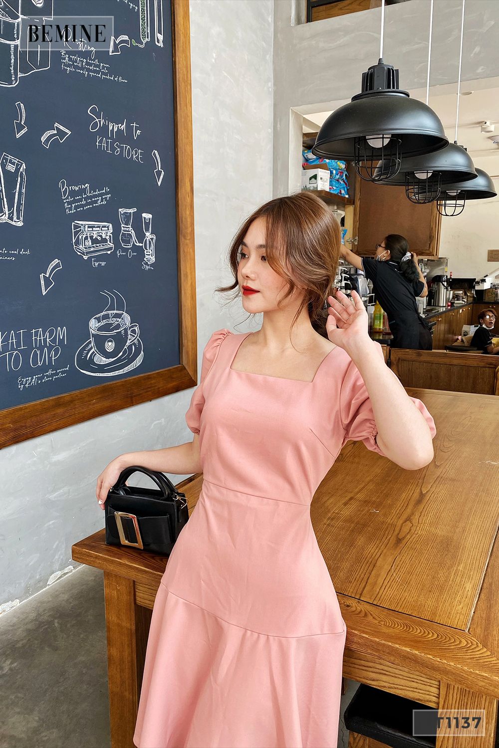 MT1137HONG - Đầm xòe tay phồng