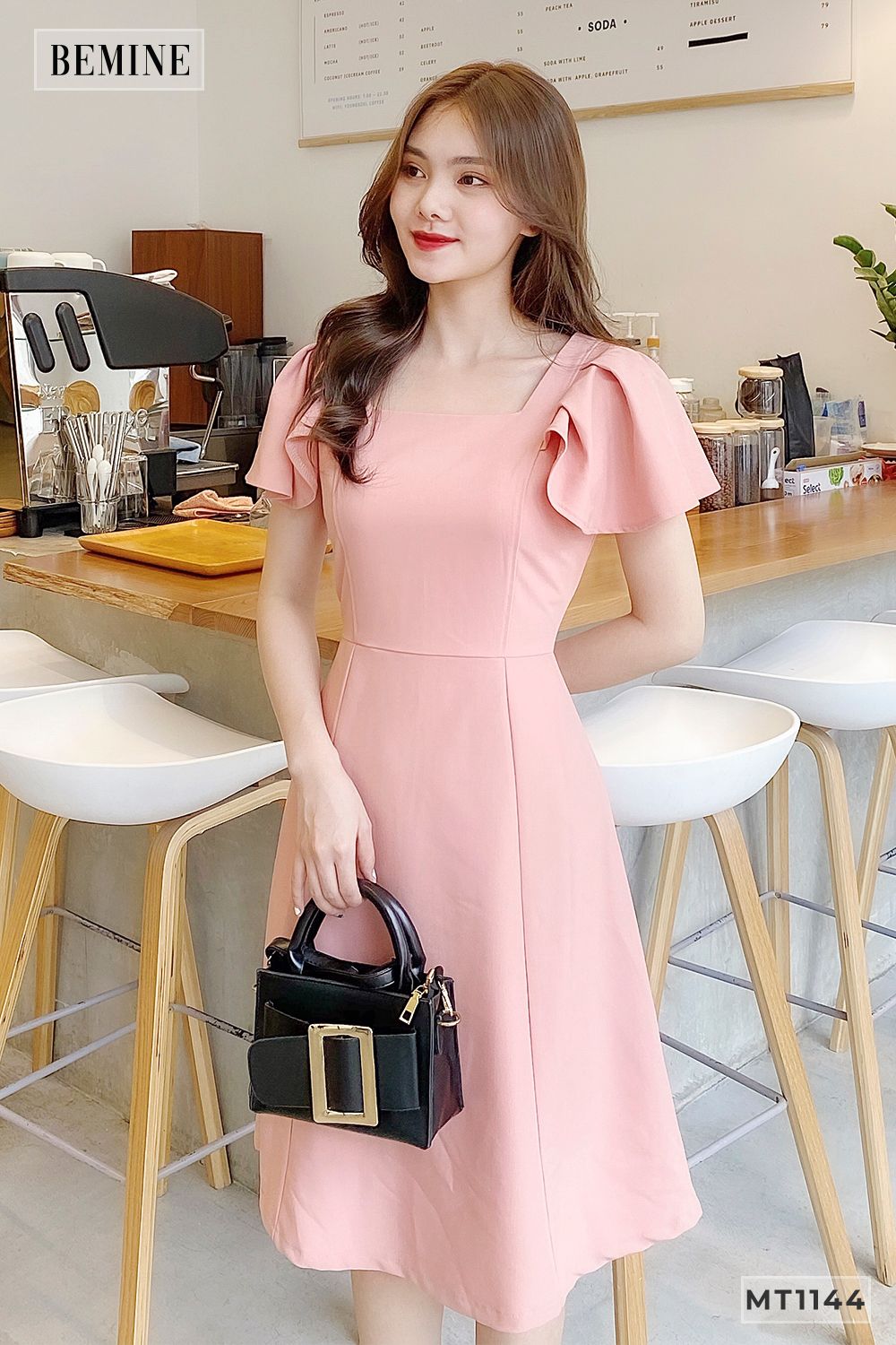 MT1144HONG - Đầm cổ vuông tay cánh tiên