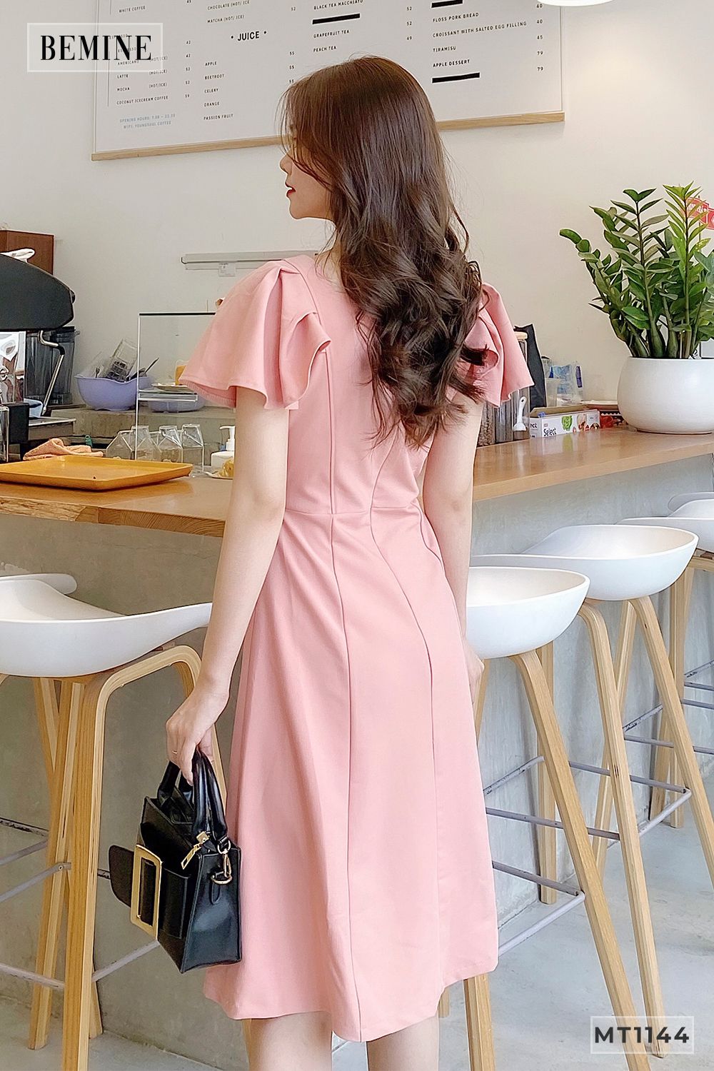 MT1144HONG - Đầm cổ vuông tay cánh tiên
