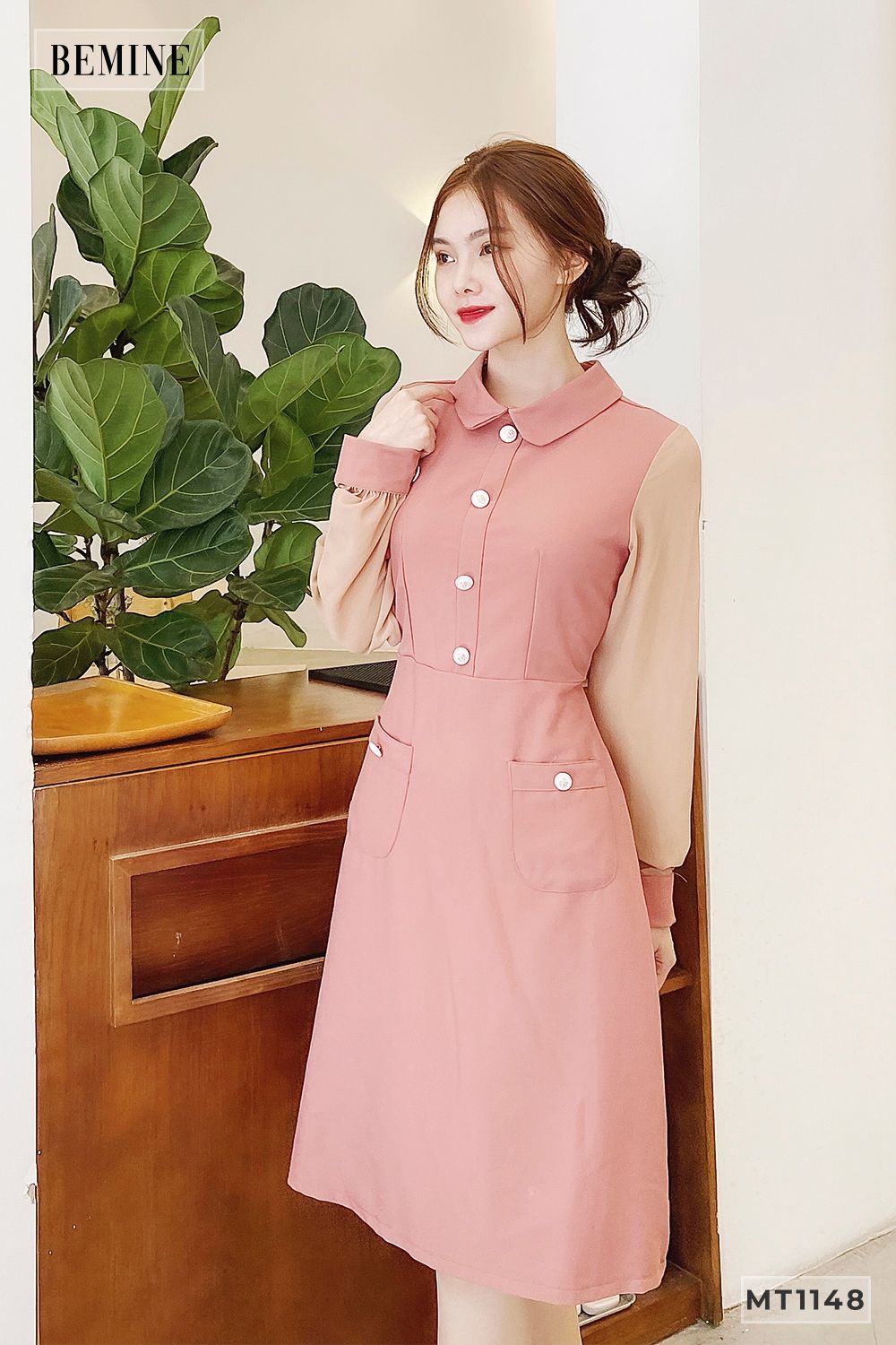 MT1148RUOC - Đầm cổ piter phối tay voan đính nút trụ