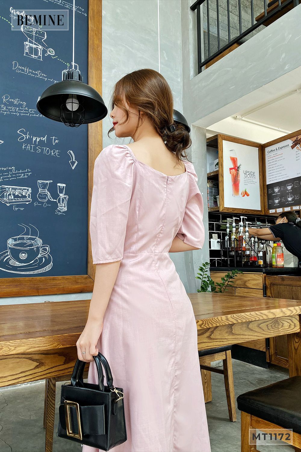 MT1172HONG - Đầm hồng nút trụ đuôi cá