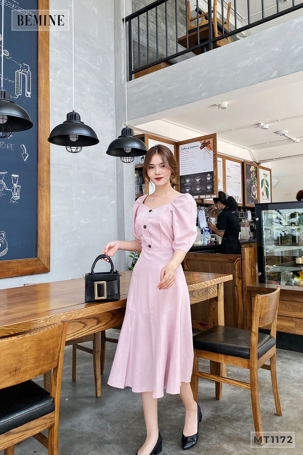 MT1172HONG - Đầm hồng nút trụ đuôi cá