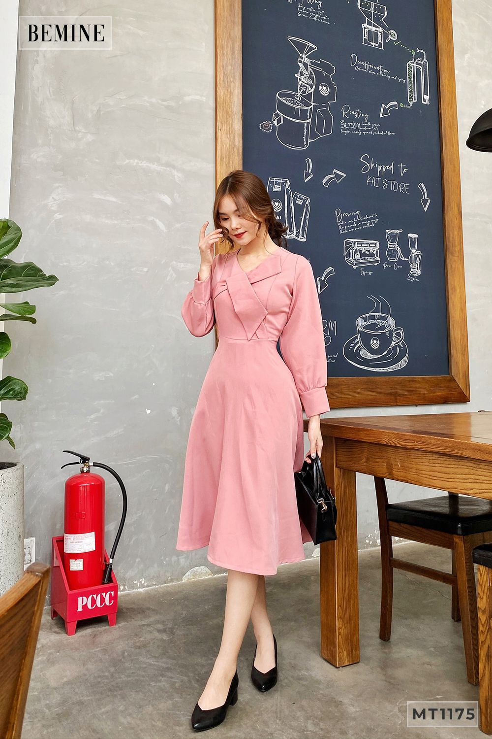 MT1175HONG - Đầm tay dài nơ ngực
