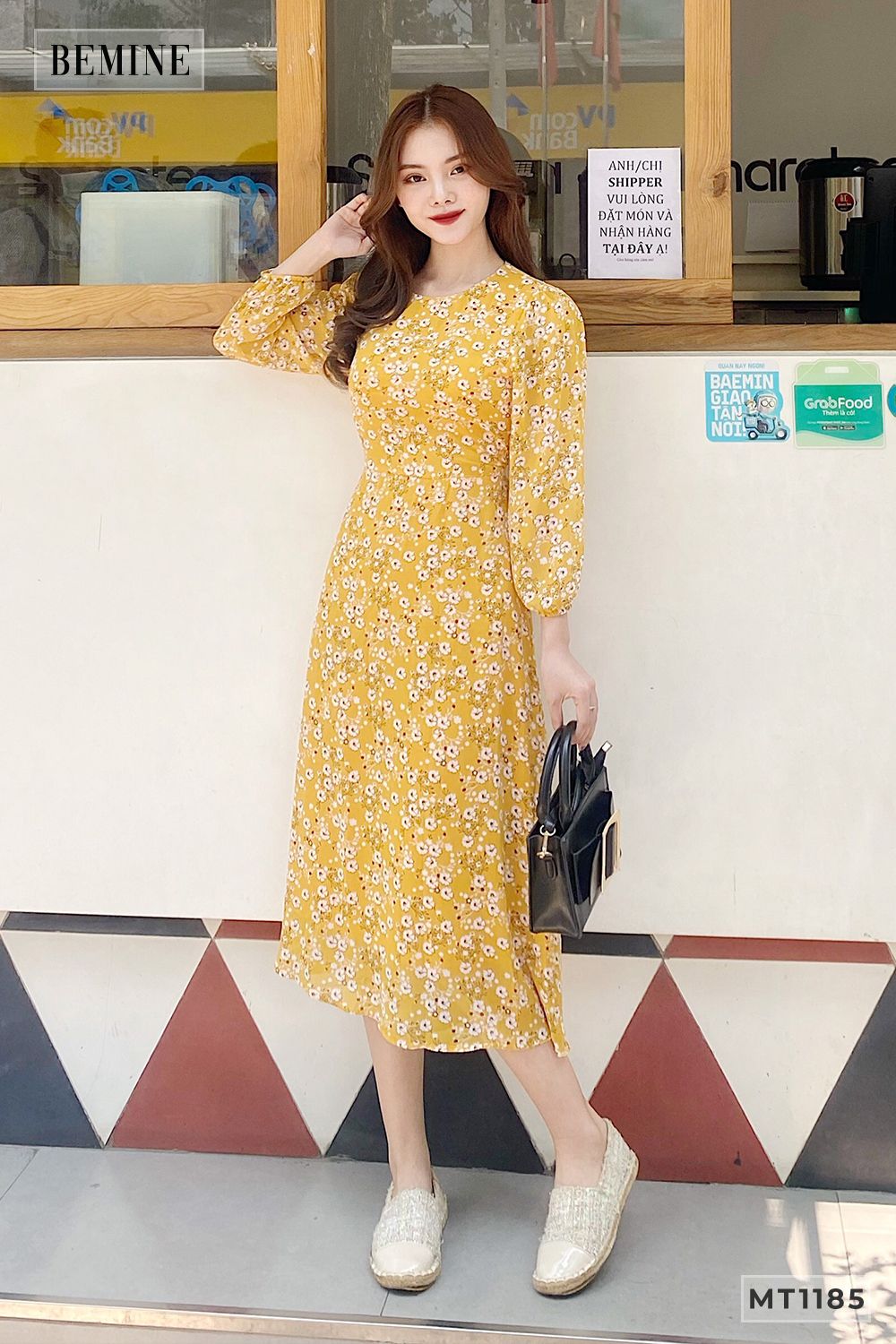 MT1185VANG - Đầm cổ tròn tay dài cột eo