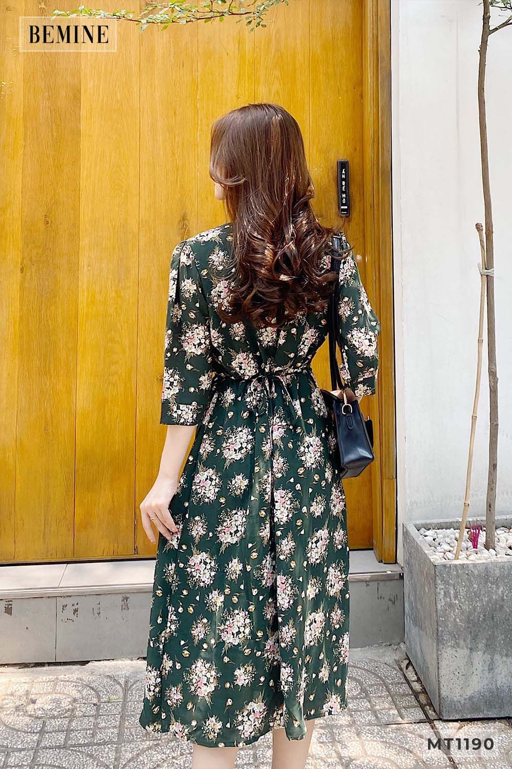 MT1190XANH - Đầm cổ tim đính nút cột eo