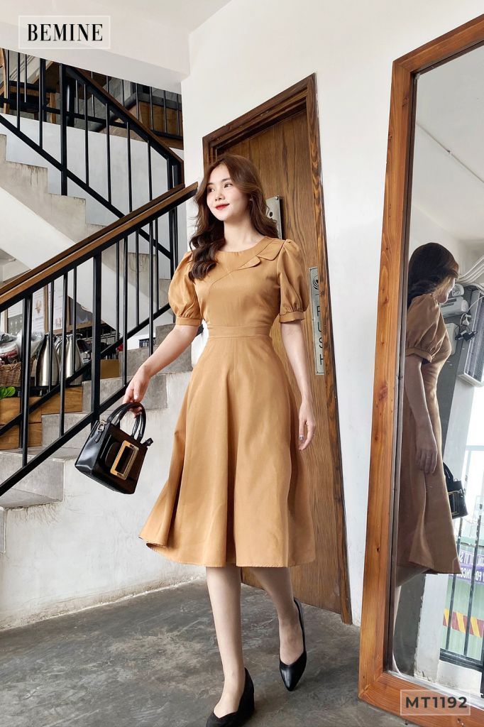 MT1192NAU - Đầm xòe cổ tròn vạt cổ